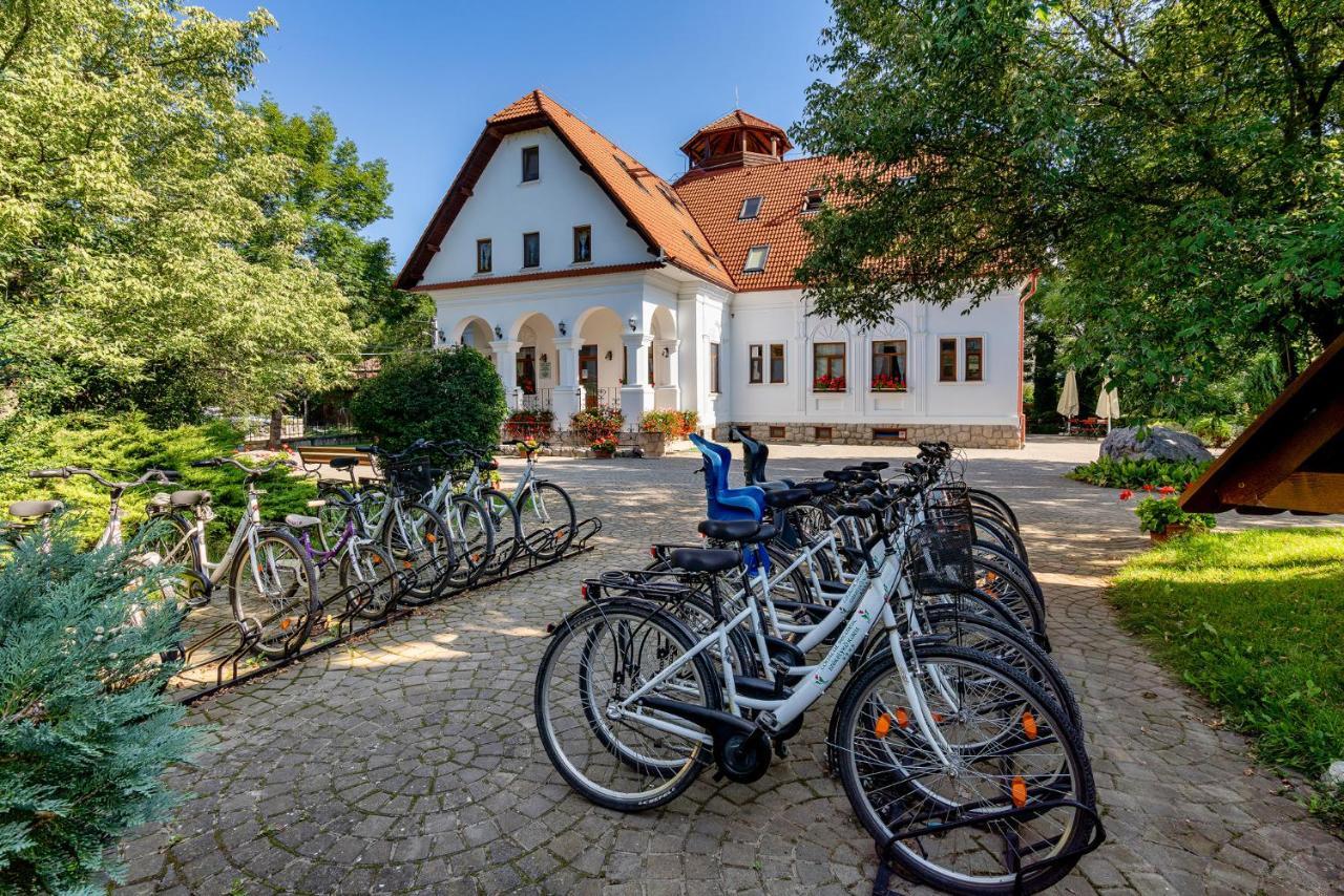 Hotel Conacul Secuiesc-Szekelyko Kuria Coltesti Zewnętrze zdjęcie